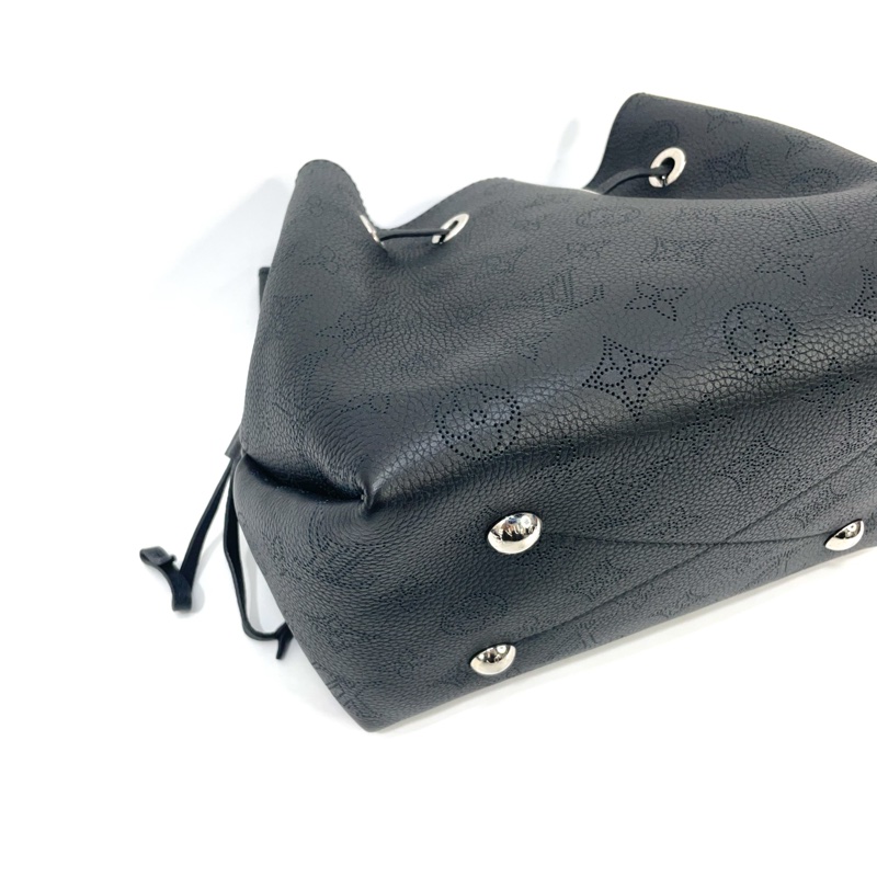 LV 黑牛皮洞洞銀釦Bella束口肩斜包 M57070-5