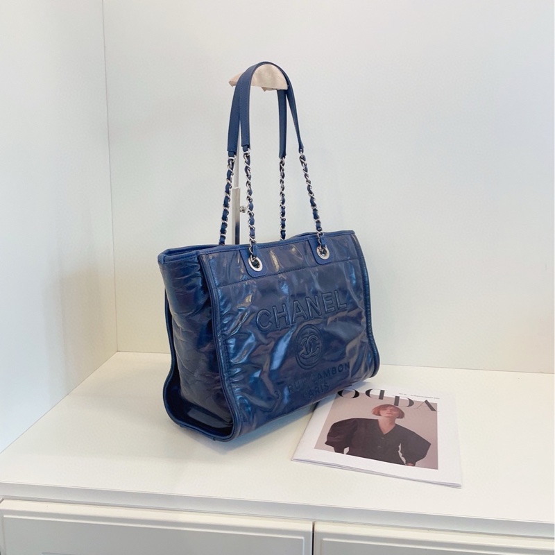 【98新🆕】Chanel 全皮款沙灘包 藍色浮雕logo 單肩包-2