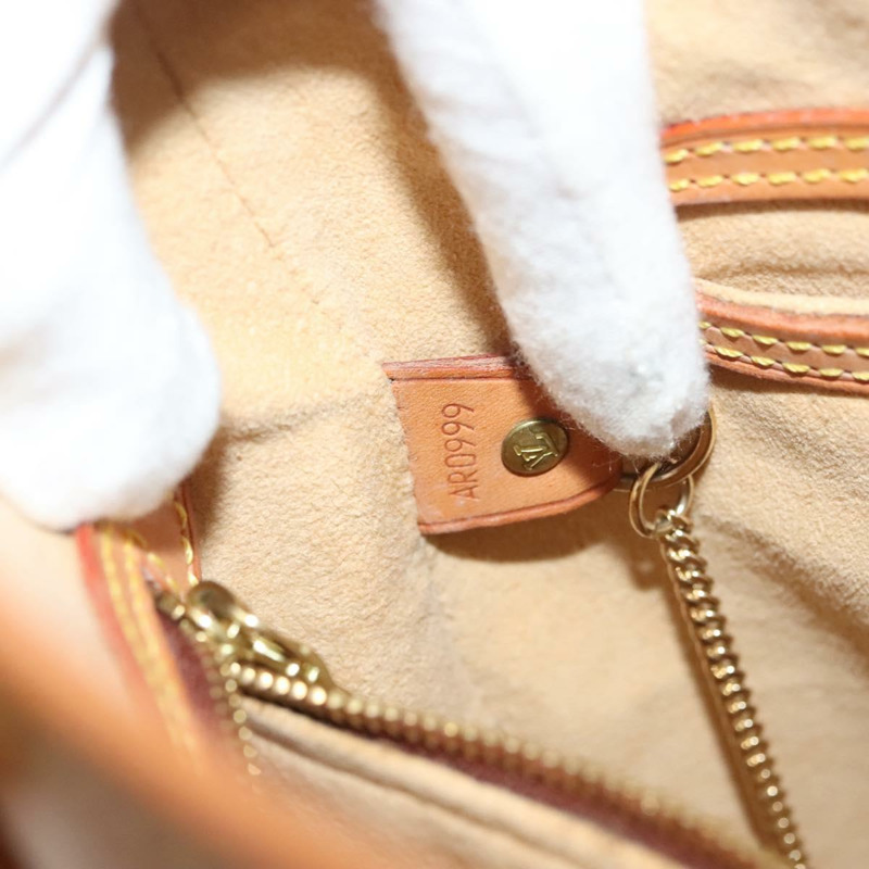 【日本直送】路易威登 Nomad 皮革水桶 PM 單肩包 米色 M85001 LV 正品 yk19293-11