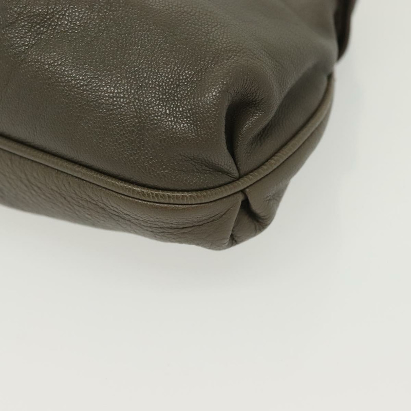 【日本直送】Salvatore Ferragamo 灰色銀色皮革肩背包 正品 135050-13