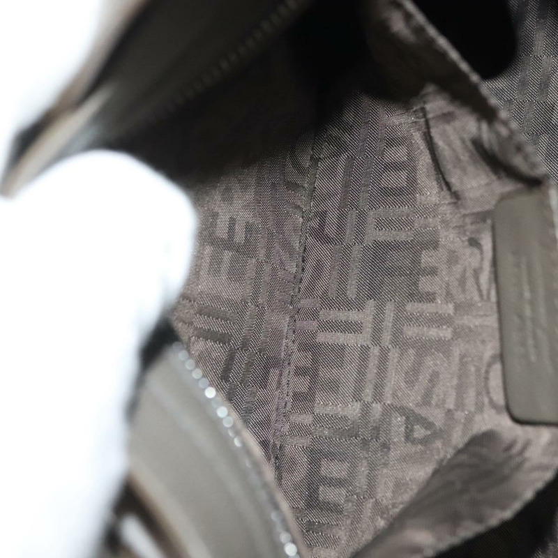 【日本直送】Salvatore Ferragamo 灰色銀色皮革肩背包 正品 135050-20