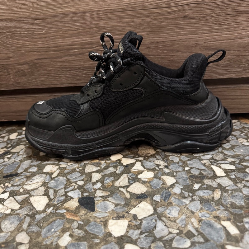 Balenciaga-6