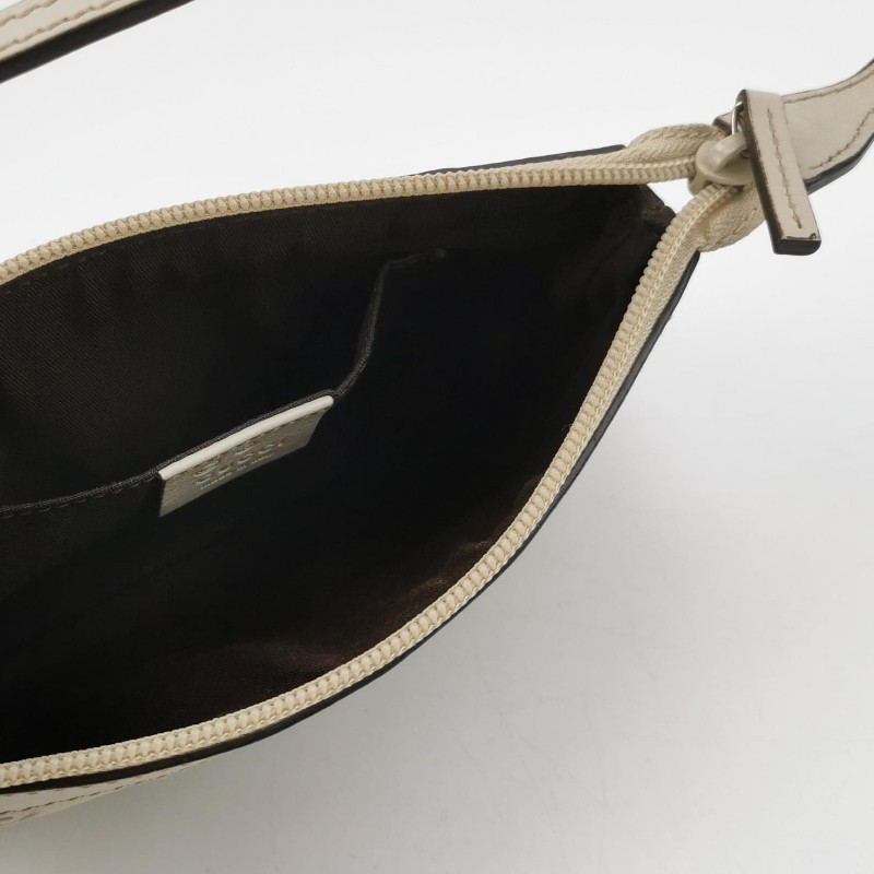 Gucci牛皮純色雙G老花拉鍊手提包-6