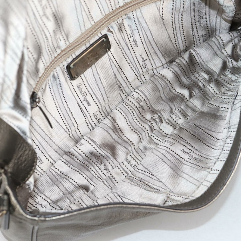 【日本直送】Salvatore Ferragamo Vala 單肩包 皮革 銀色 正品 am8982V-10