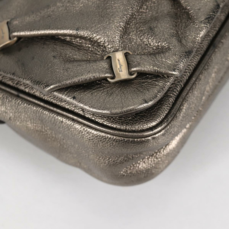 【日本直送】Salvatore Ferragamo Vala 單肩包 皮革 銀色 正品 am8982V-14