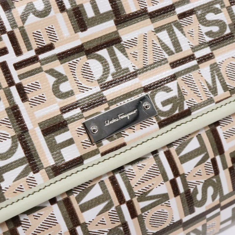 【日本直送】Salvatore Ferragamo 配件包 PVC 米色 銀色 正品 BA5509-16