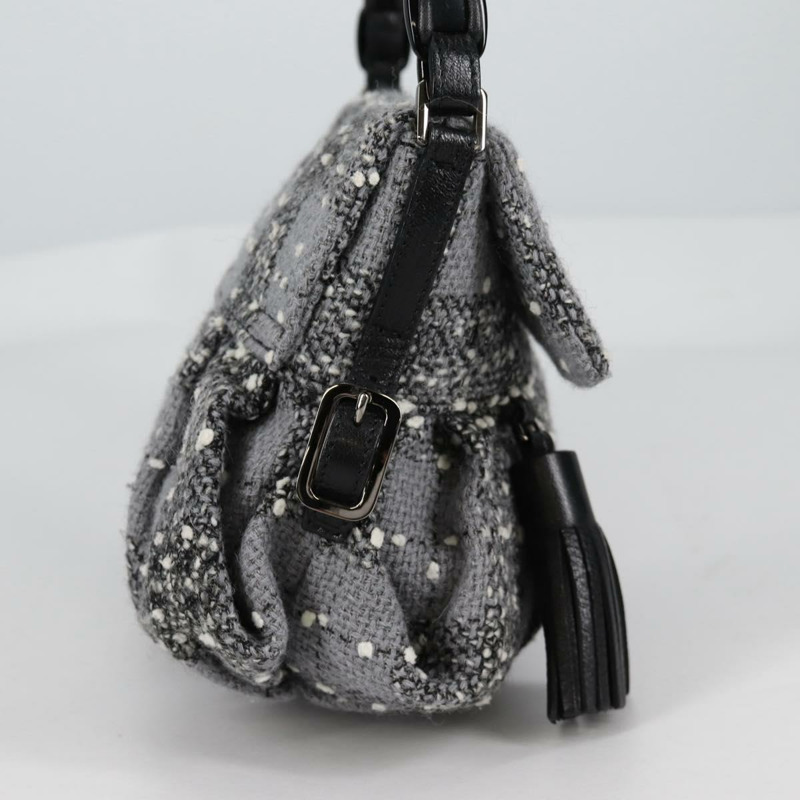 【日本直送】Salvatore Ferragamo 羊毛灰色銀色單肩包 正品 BA5563V-3