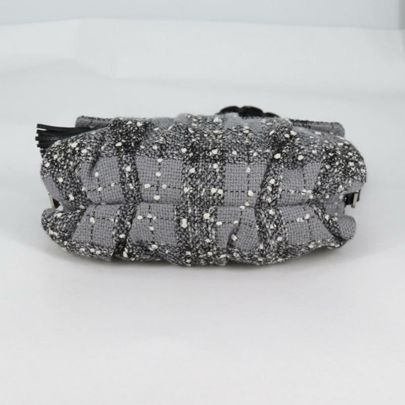 【日本直送】Salvatore Ferragamo 羊毛灰色銀色單肩包 正品 BA5563V-4