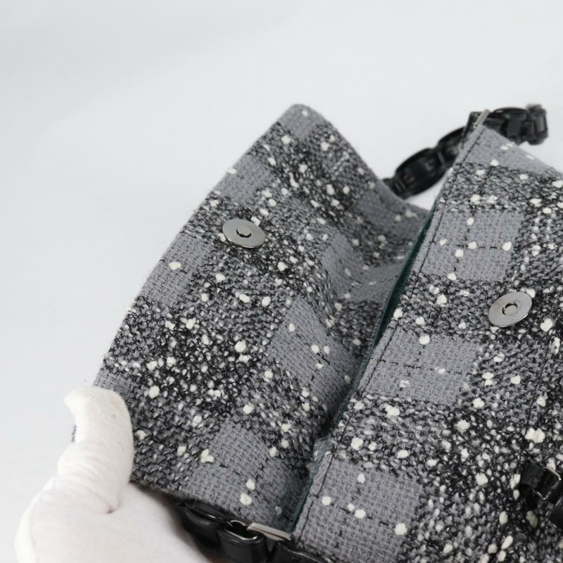 【日本直送】Salvatore Ferragamo 羊毛灰色銀色單肩包 正品 BA5563V-8