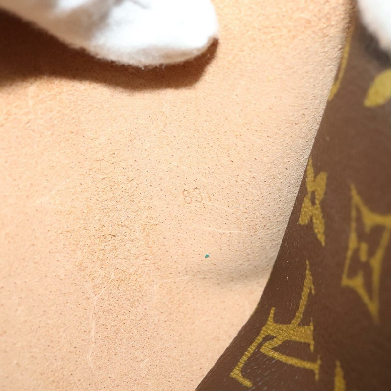 【日本直送】路易威登 Monogram Portable Serviette 肩包 No.230 LV Auth yk18649-11