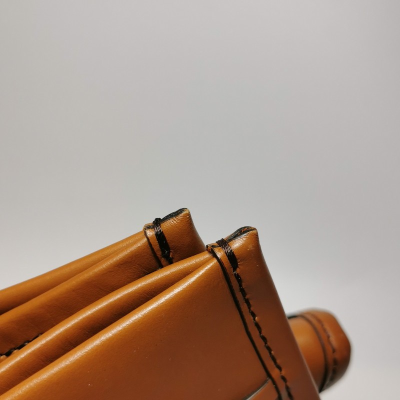 Fendi Sunshine大號牛皮純色字母Logo手提包-13