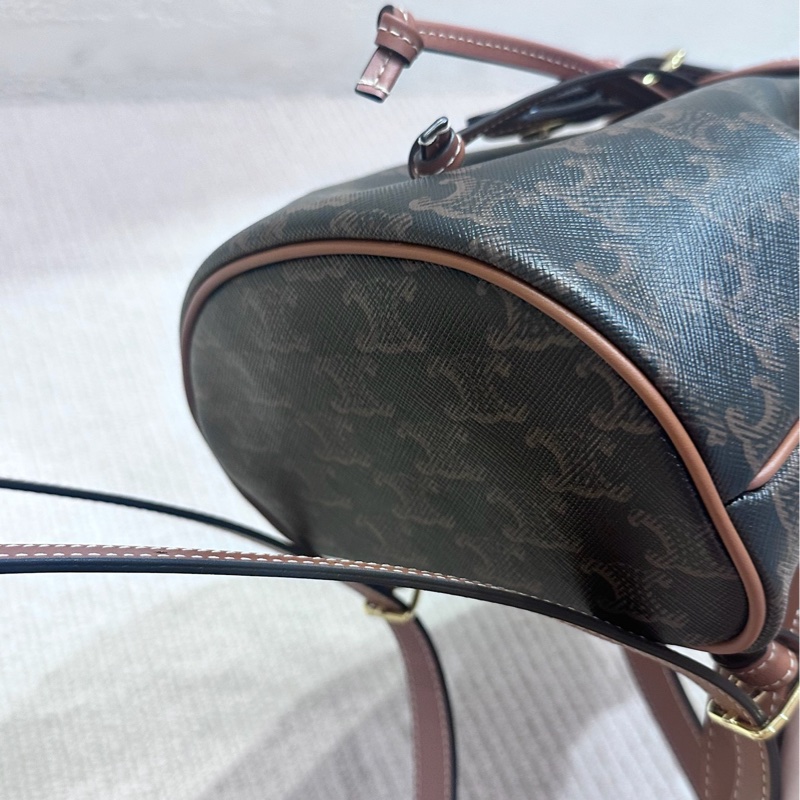 【全🆕】 Celine 小牛皮 Folco Mini 迷你小背包Backpack-6