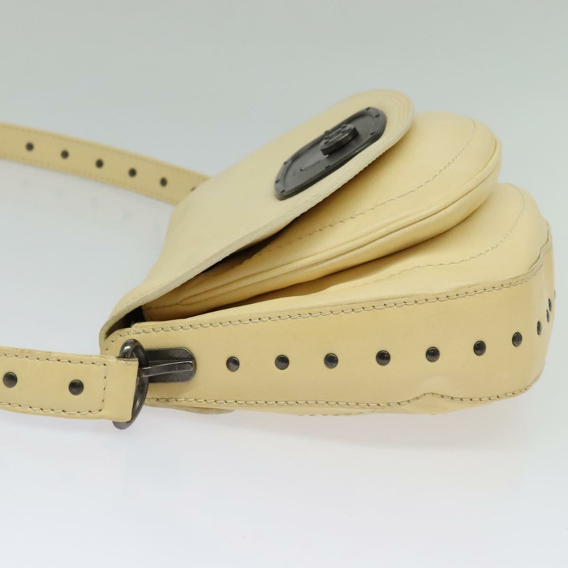 【日本直送】CELINE 鉚釘單背包 皮革 米色 正品 141874-2