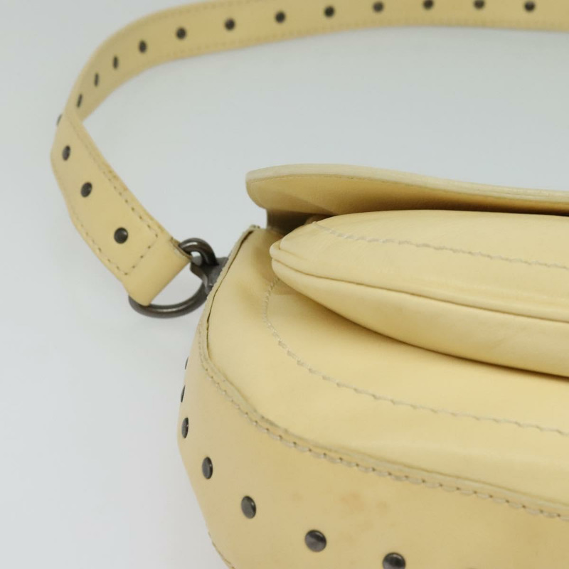 【日本直送】CELINE 鉚釘單背包 皮革 米色 正品 141874-7