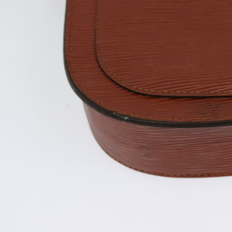 【日本直送】路易威登 Epi Saint Cloud GM 肩背包 棕色 M52193 LV Auth 142130-15