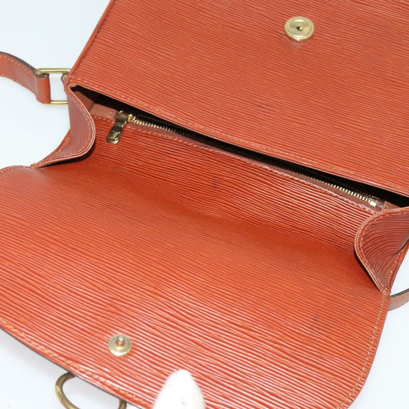 【日本直送】路易威登 Epi Saint Cloud GM 肩背包 棕色 M52193 LV Auth 142130-17