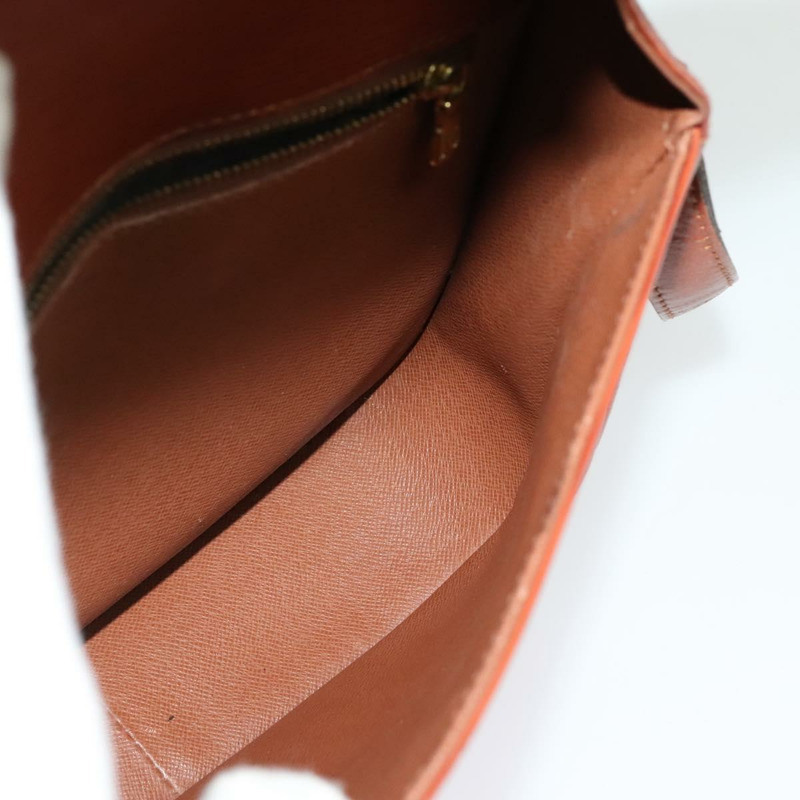 【日本直送】路易威登 Epi Saint Cloud GM 肩背包 棕色 M52193 LV Auth 142130-19