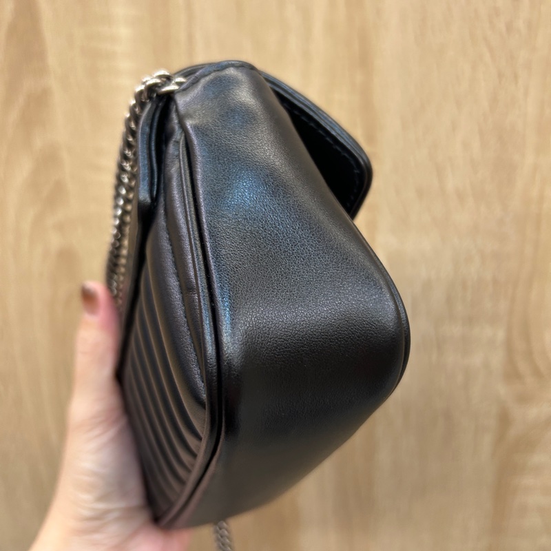 Gucci 黑牛皮Marmont mini 斜背包-2