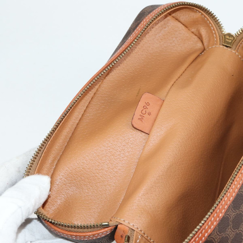 【日本直送】CELINE Macadam帆布化妝包 PVC皮革 棕色 金色 正品 yk18672V-19