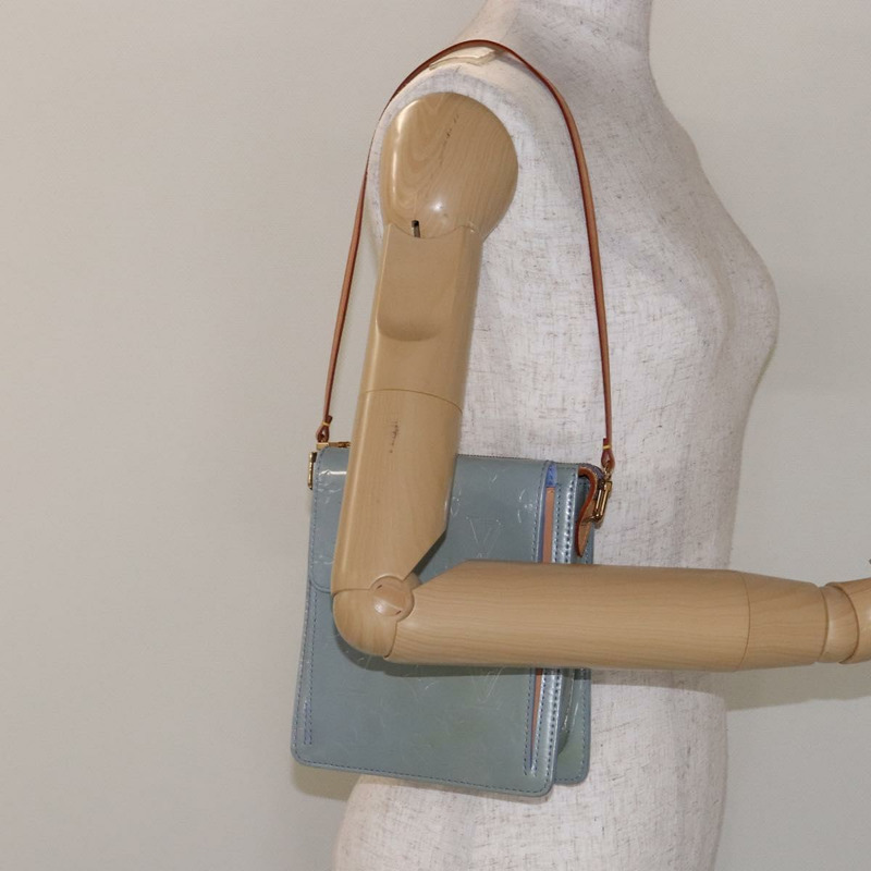 【日本直送】路易威登 Monogram Vernis 座右銘手拿包 Lavande M91224 LV 正品 yk19411-22