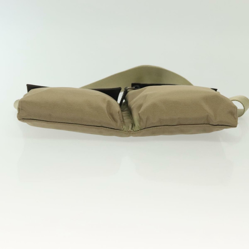 【日本直送】GUCCI 腰包 帆布 米色 銀色 28566 正品 ep10792-4