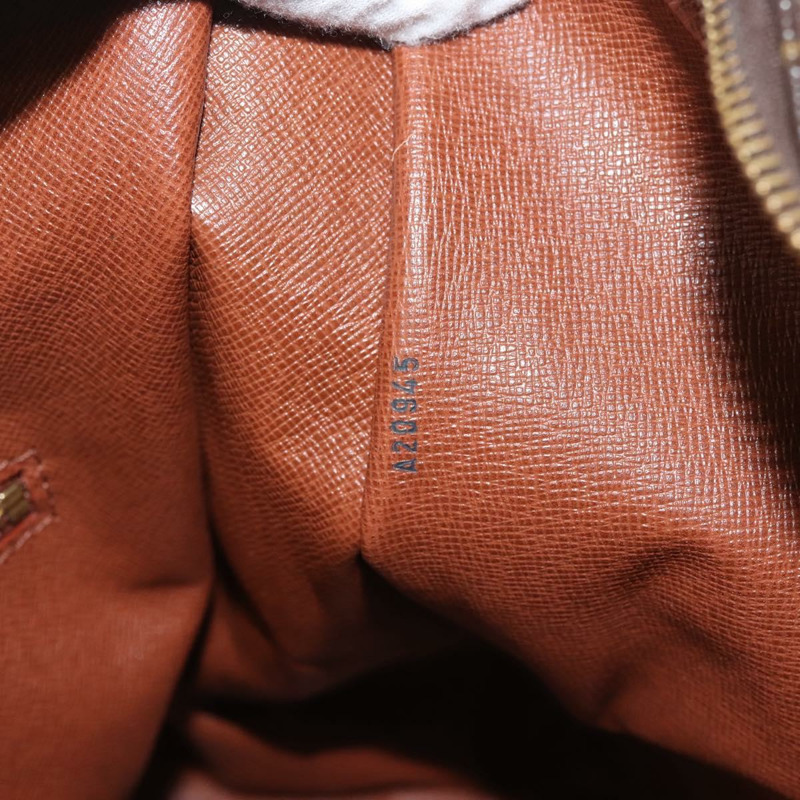 【日本直送】路易威登 Monogram Boulogne 35 肩背包 M51260 LV Auth 141925-11