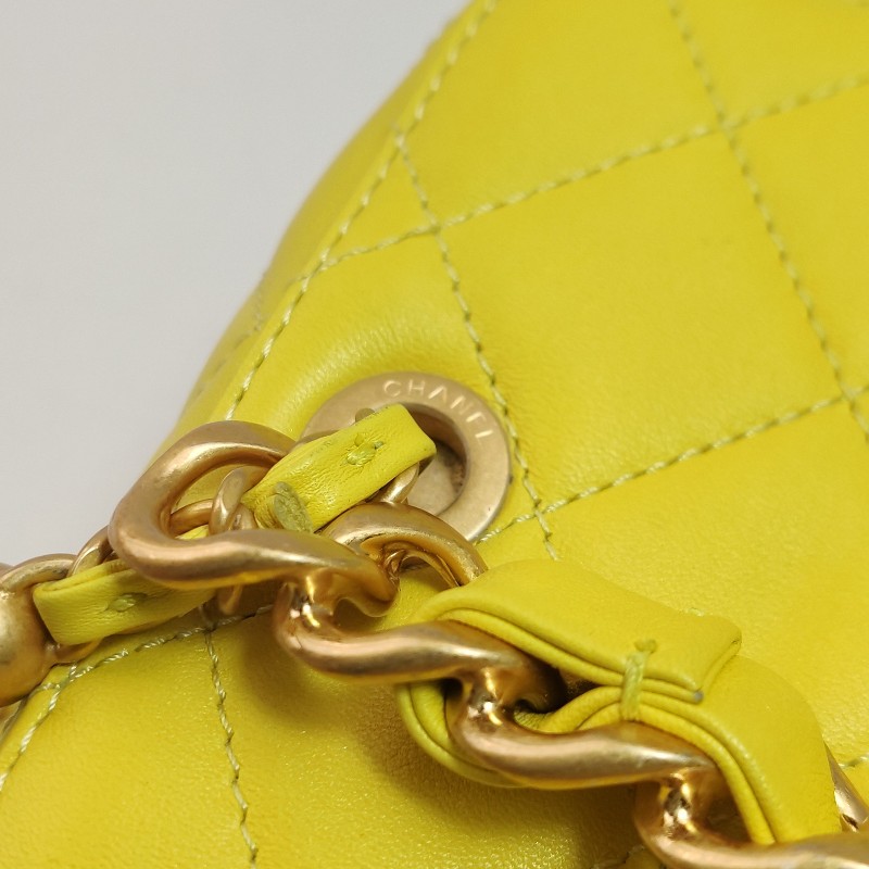 Chanel Vanity Case牛皮純色菱格絎縫雙C標識斜挎包單肩包-10