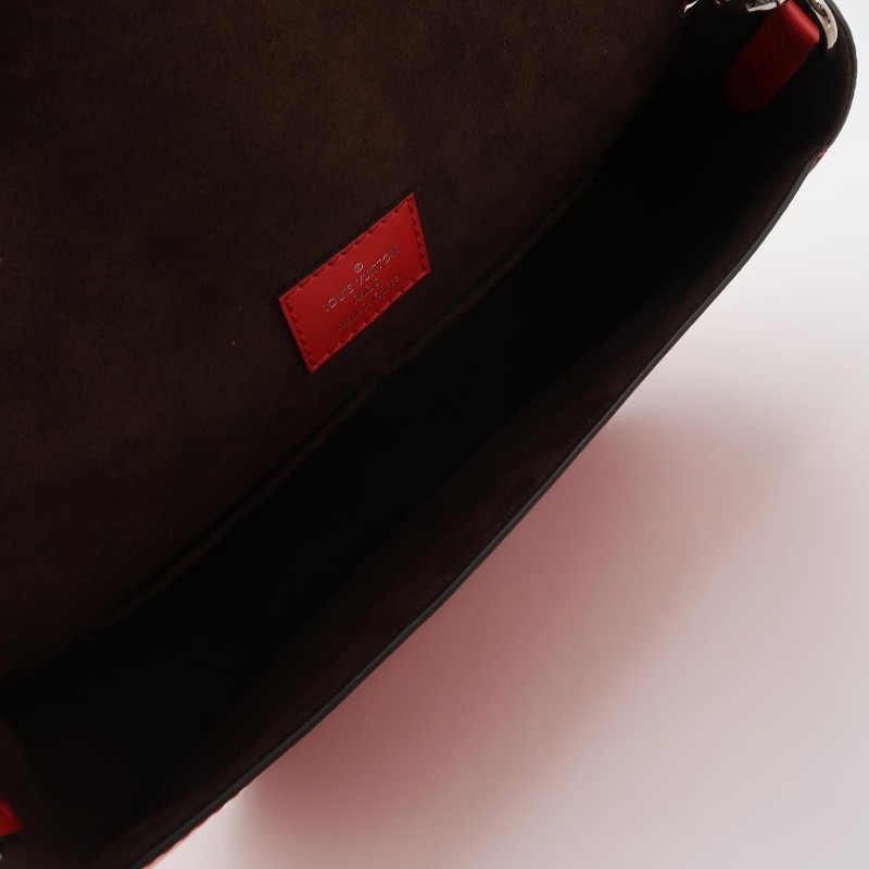 Louis Vuitton(LV) Luna牛皮純色字母logo翻蓋斜挎包單肩包-6