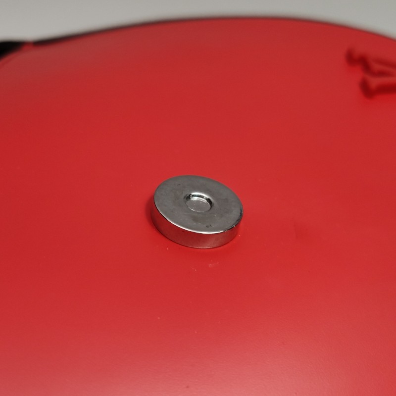 Louis Vuitton(LV) Luna牛皮純色字母logo翻蓋斜挎包單肩包-10