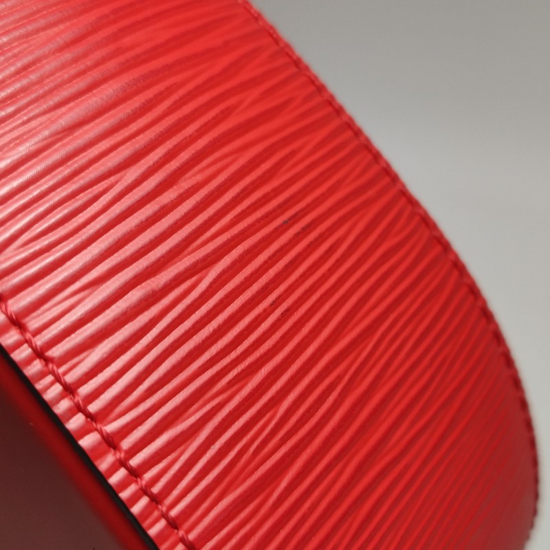 Louis Vuitton(LV) Luna牛皮純色字母logo翻蓋斜挎包單肩包-14