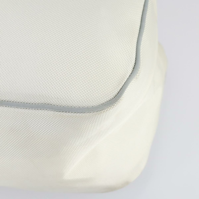 【日本直送】香奈兒滑雪箱運動系列包尼龍白色銀色CC標誌正品BA5290V-14