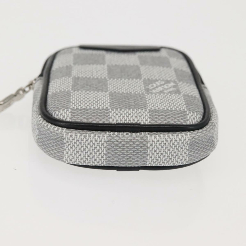 【日本直送】路易威登 Damier Graffiti 3D 模組化手拿包 灰色 N60447 LV Auth 143172-5