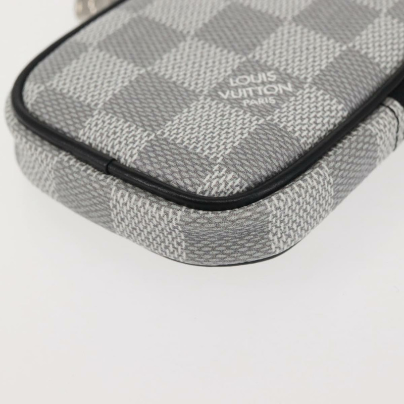 【日本直送】路易威登 Damier Graffiti 3D 模組化手拿包 灰色 N60447 LV Auth 143172-13