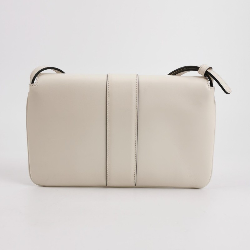 Gucci Arli 小號牛皮純色雙G標誌斜挎包單肩包-4