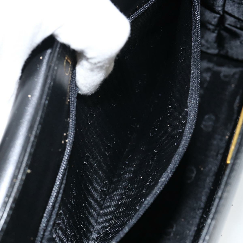 【日本直送】華倫天奴 (VALENTINO) 黑色金色皮革單肩包，正品 BA6292-19