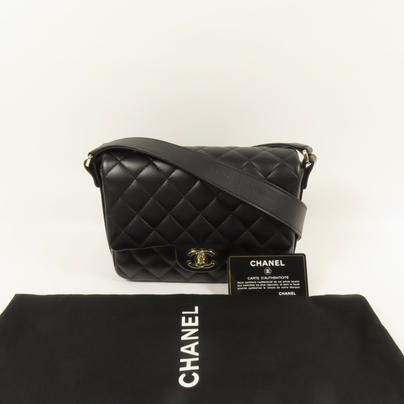 CHANEL 羊皮皮革Shoulder Bag金扣肩背袋-12