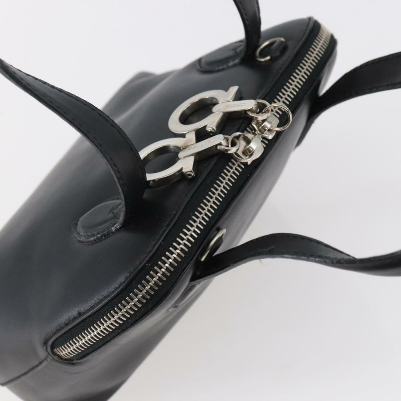 【日本直送】Salvatore Ferragamo Gancini 手提包 皮革 黑色 銀色 正品 135346-5