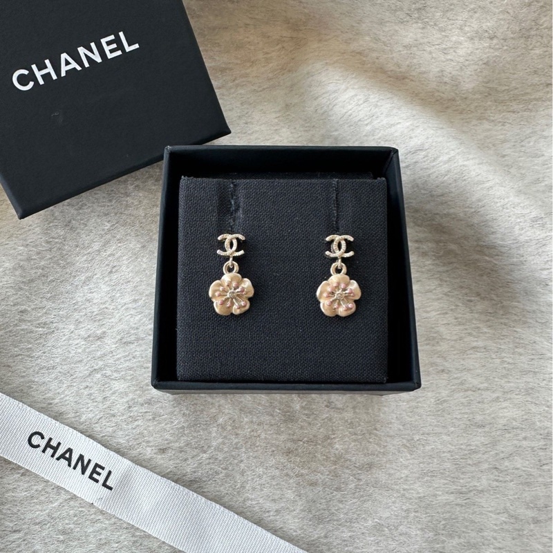 【配件：盒子 💕】Chanel 山茶花 復古金 雙C 耳釘 耳環-0