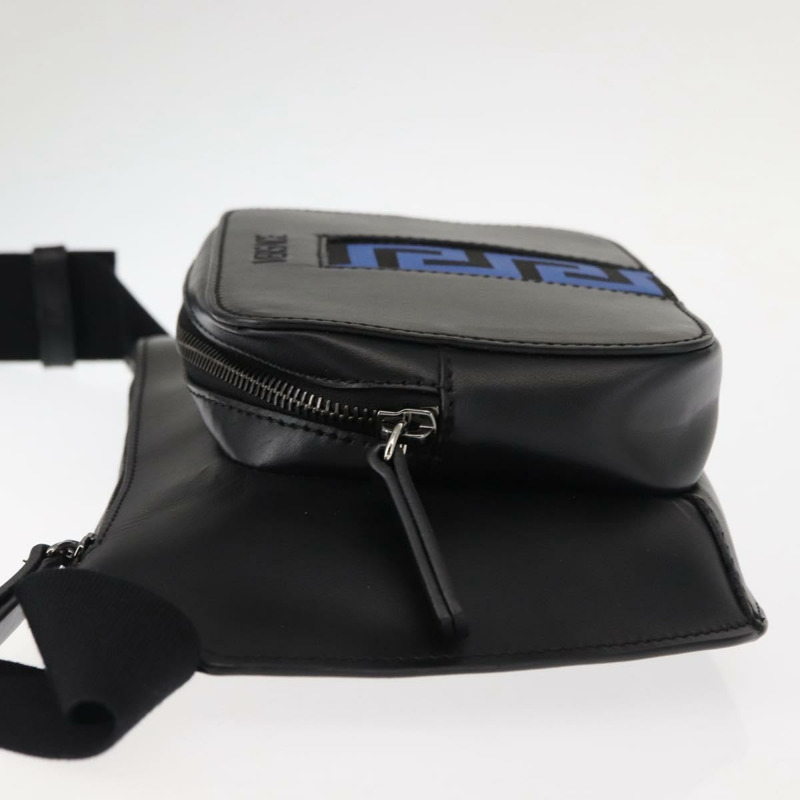 【日本直送】VERSACE 黑色真皮斜背包 Auth am9243-3