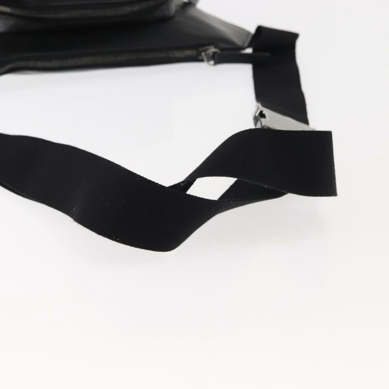 【日本直送】VERSACE 黑色真皮斜背包 Auth am9243-6