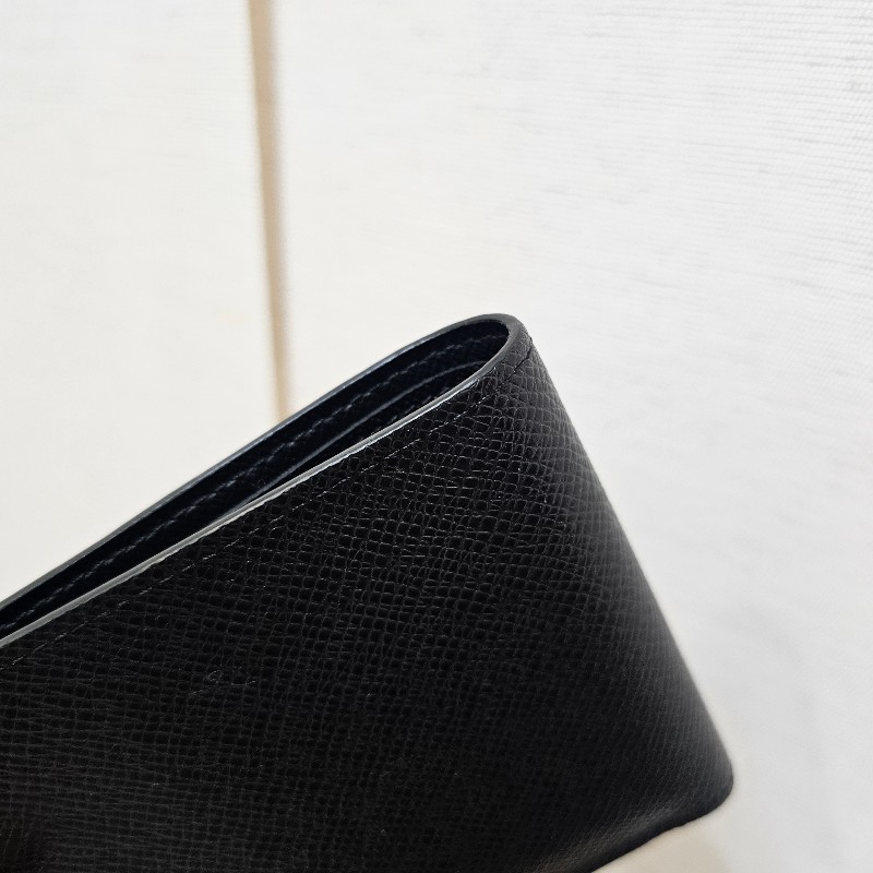 [男生福利品況優❣️] LV黑Taiga牛皮Multiple短夾-14