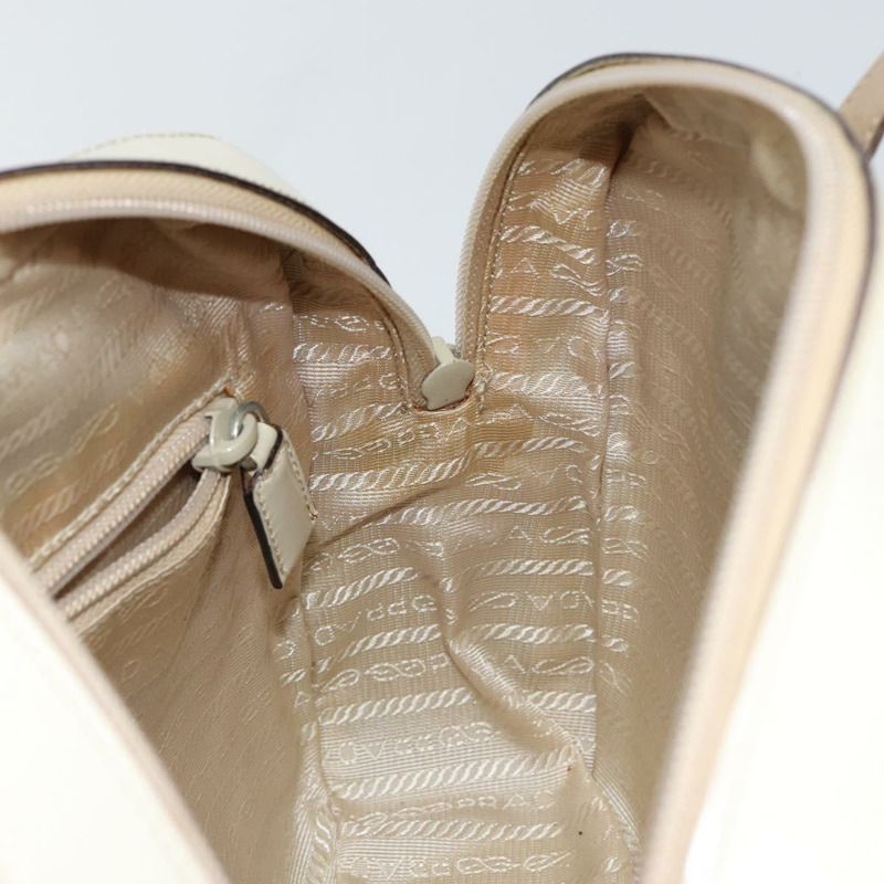 【日本直送】PRADA 手提包 漆皮 米色 銀色 正品 BA6605-18