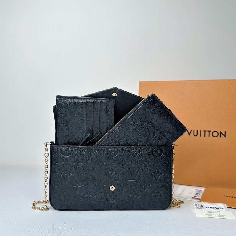 LV 三合一黑壓紋鏈帶包-2
