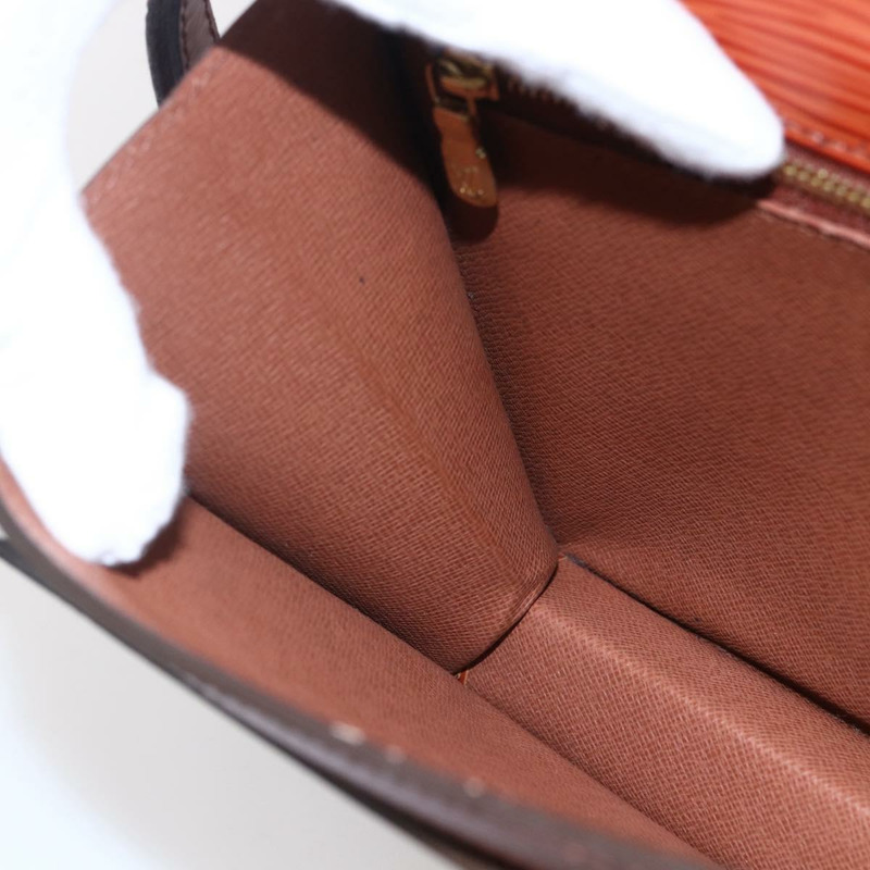 【日本直送】路易威登 Epi Serie Dragonne 手拿包肯亞棕色 M52613 LV 正品 th6396-20