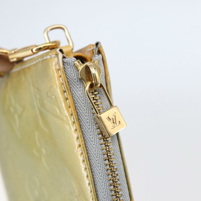 【日本直送】路易威登 Monogram Vernis Lexington 灰色配件包 M91056 正品 th6444-9