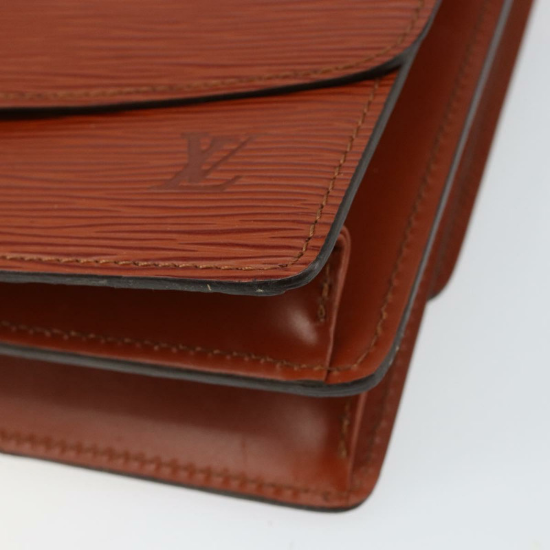 【日本直送】路易威登 Epi Grenel 棕色肯亞 M52363 LV 正品 ep11143-14