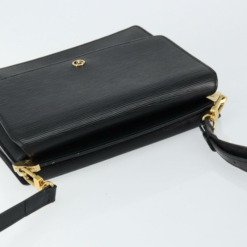 【日本直送】路易威登 Epi Grenel 黑色肩背包 M52362 LV 正品 ep11101-5