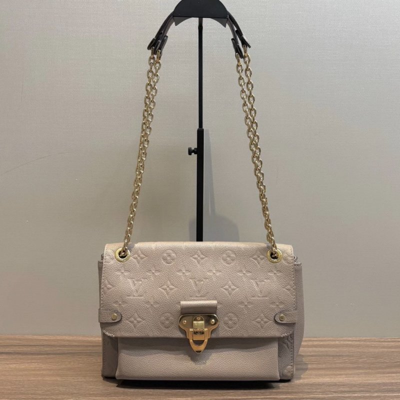 LV 金扣牛皮壓花vavin肩背鏈條包 25.5*15*8 98新配件塵袋-0