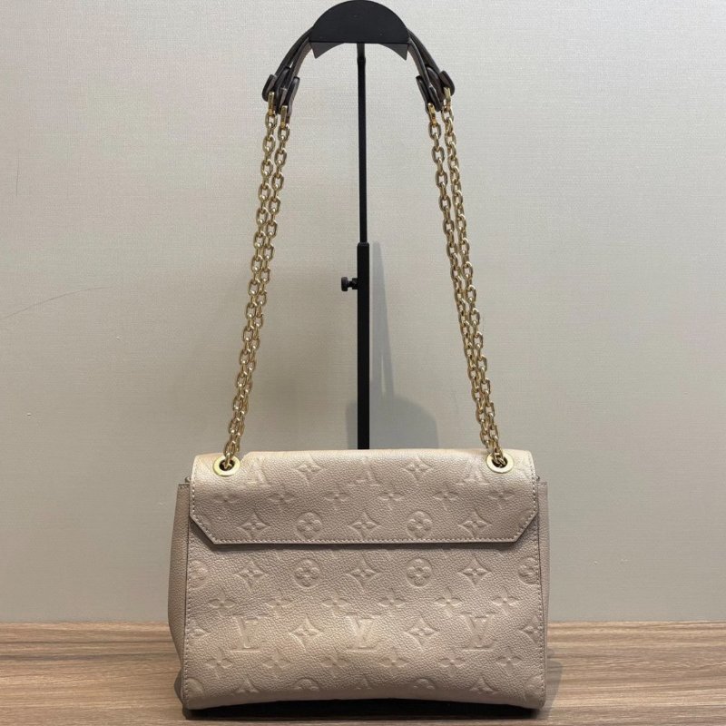 LV 金扣牛皮壓花vavin肩背鏈條包 25.5*15*8 98新配件塵袋-5