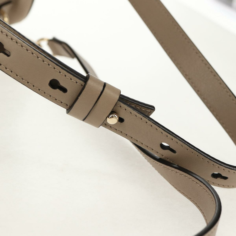 【日本直送】Chloe Fay 肩背包 麂皮 米色 金色 正品 BA6829-16